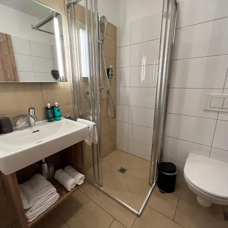 Apartment & Golf Zell Am By Interhome Zell am See